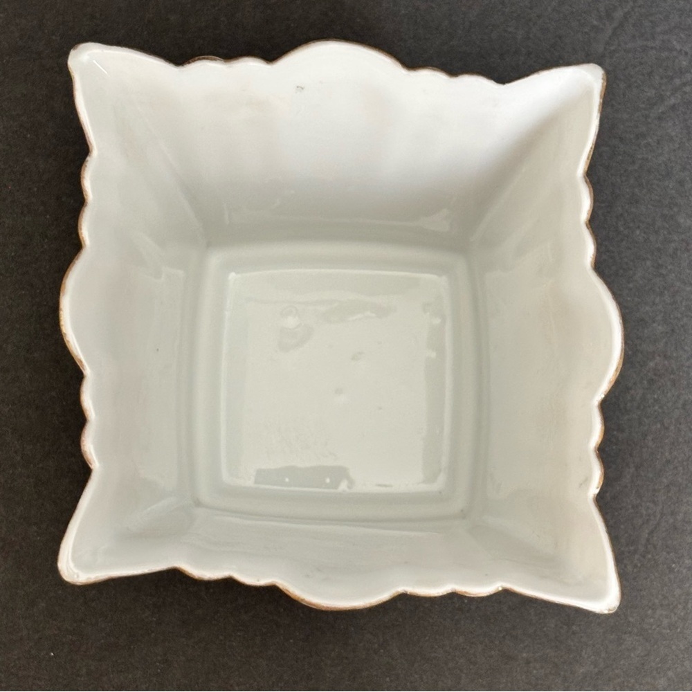 Vintage LEFTON Vase Planter White Bisque Hand Painted Scalloped Gold Edge 50’s - Picture 5 of 6